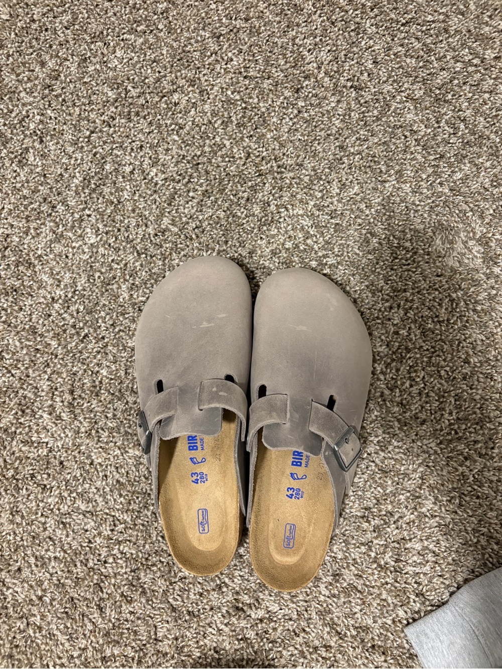 Men’s size 43 (9.5-10) Birkenstock Boston Clogs